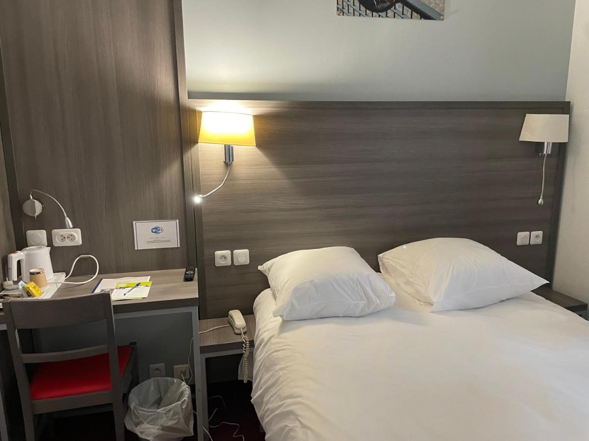 Hipotel Lilas Gambetta Hotel París