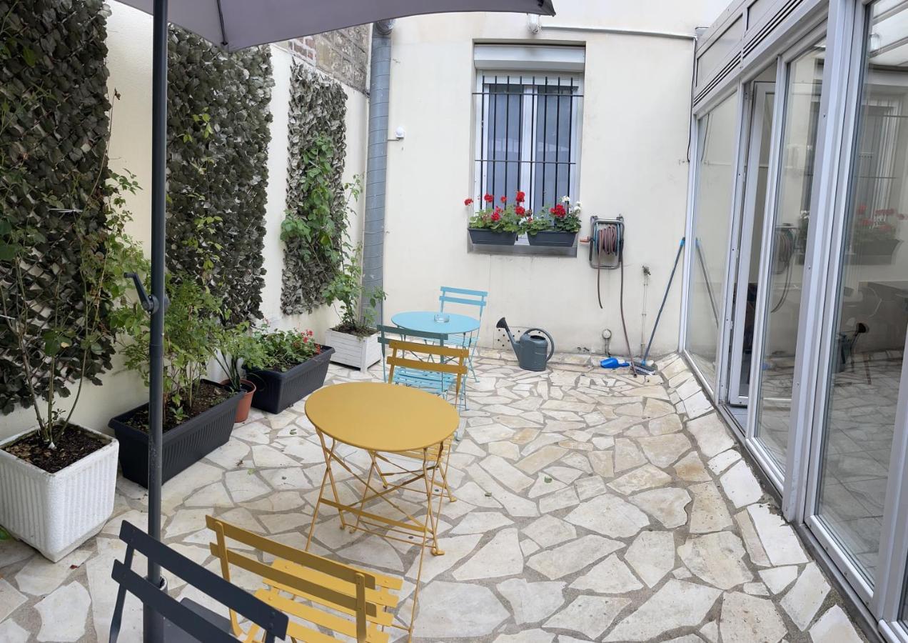Hipotel Lilas Gambetta París
